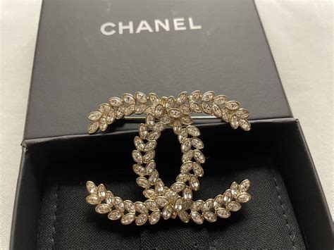 chanel ブローチ